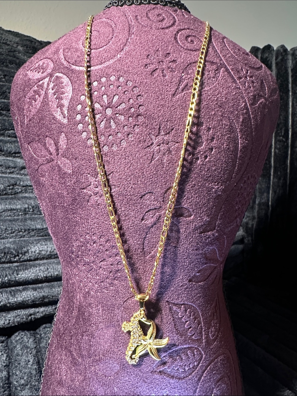 Kenneth Jay Lane Gold Starfish Pendant Necklace
